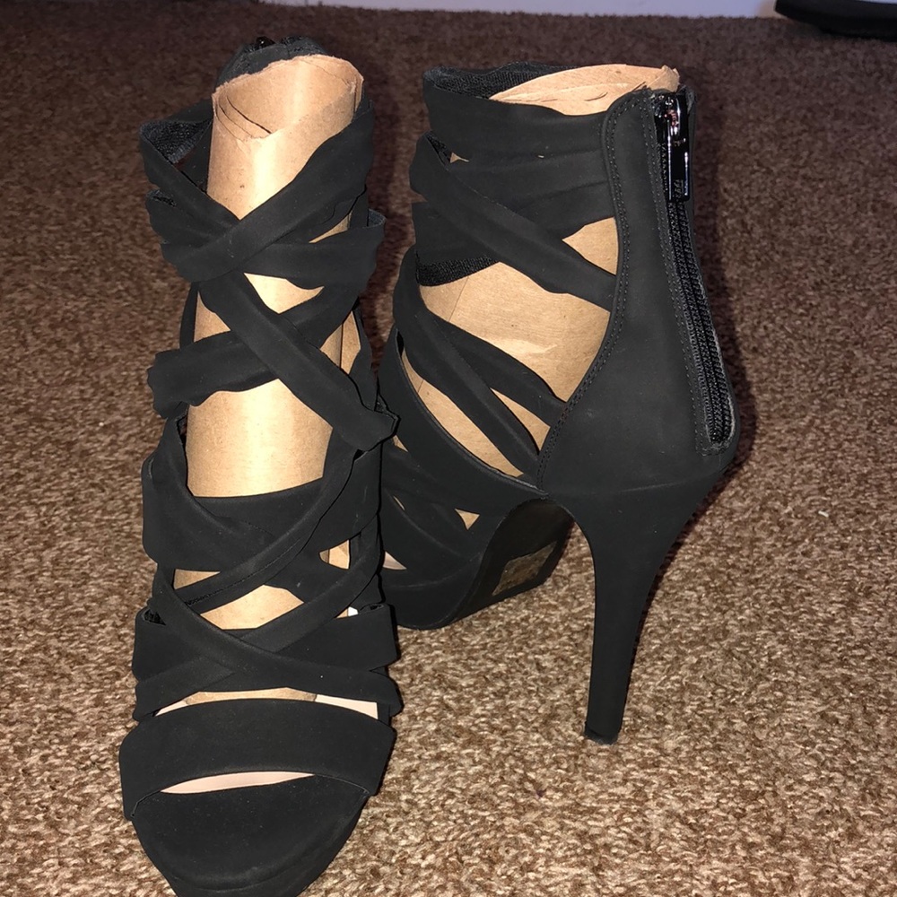 Black high heels sexy straps easy to walk in